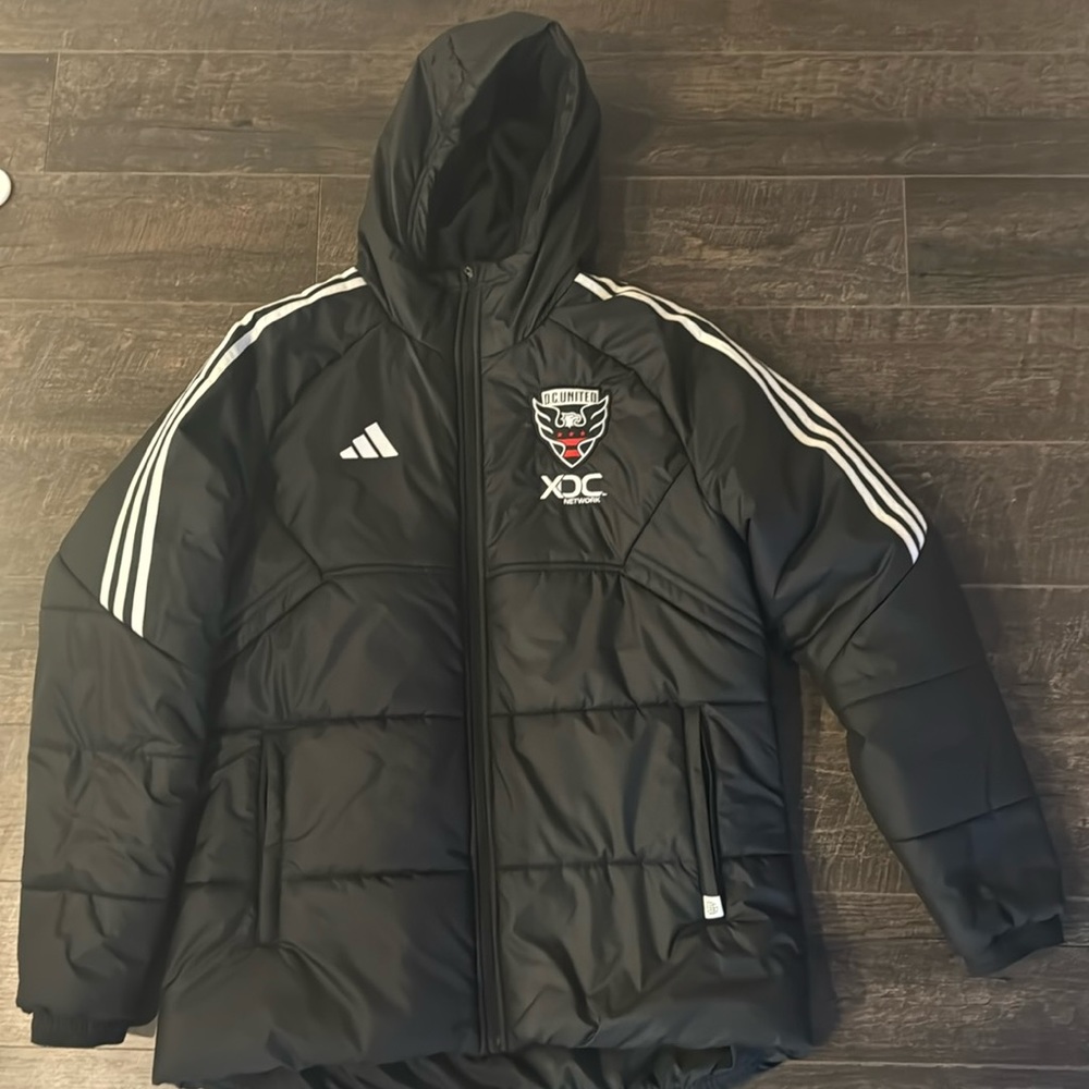 D.C United winter coat - L